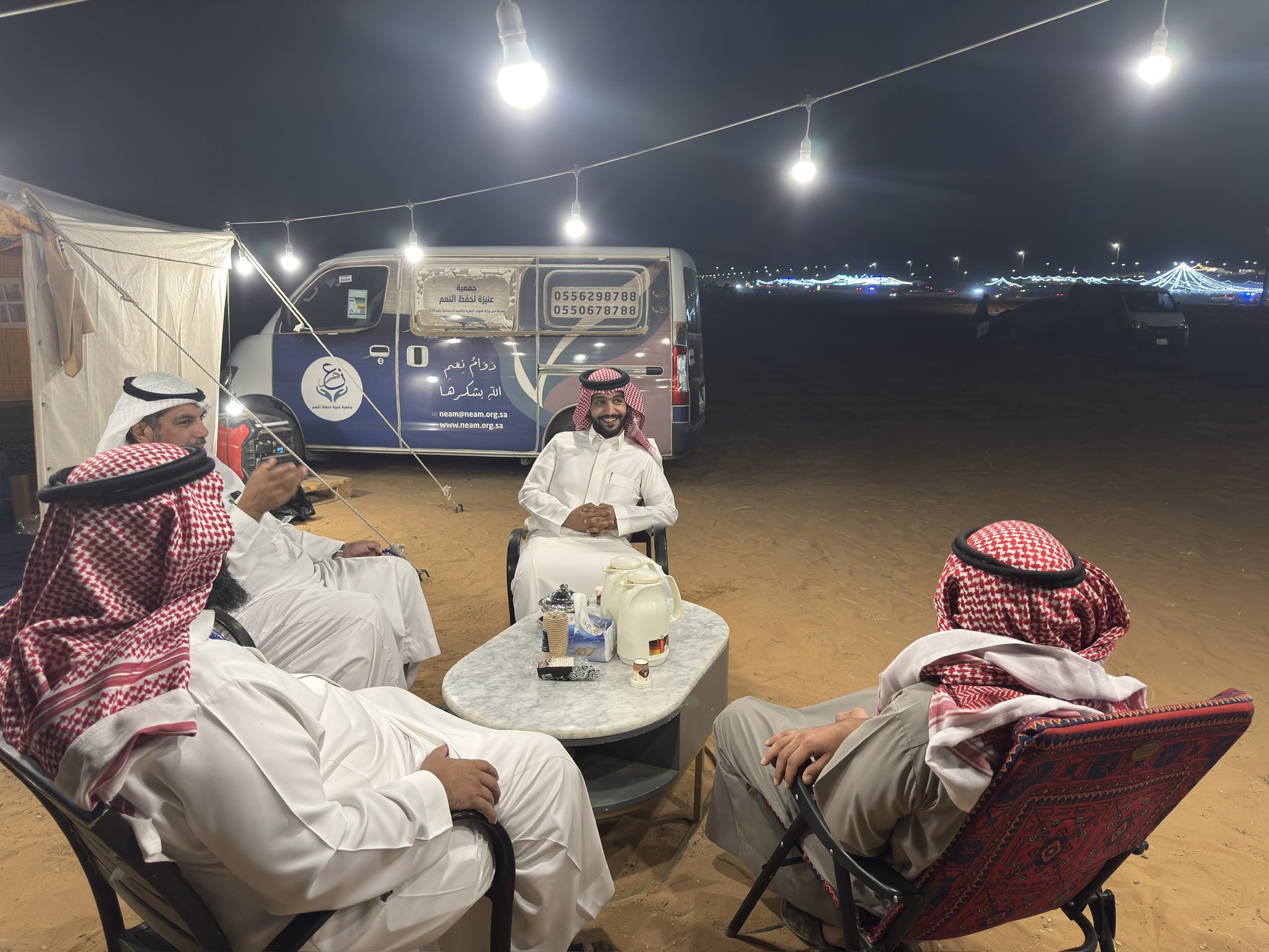 المدير التنفيذي لجمعية نِعم يتفقد أعمالها في مزاد عنيزة للإبل — 2